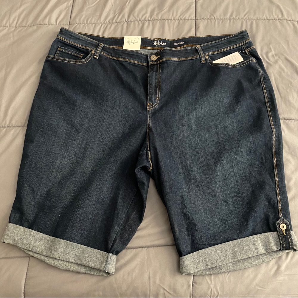 Style & Co Plus Size Mid-Rise Skimmer shorts